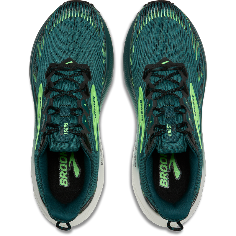 BROOKS Ghost Trail združuje legendarno udobje modela Ghost z vrhunskim trail oprijemom. DNA LOFT v3 blaženje, TrailTack Green podplat in stabilnost za brezskrben tek iz ceste na gozdne poti.