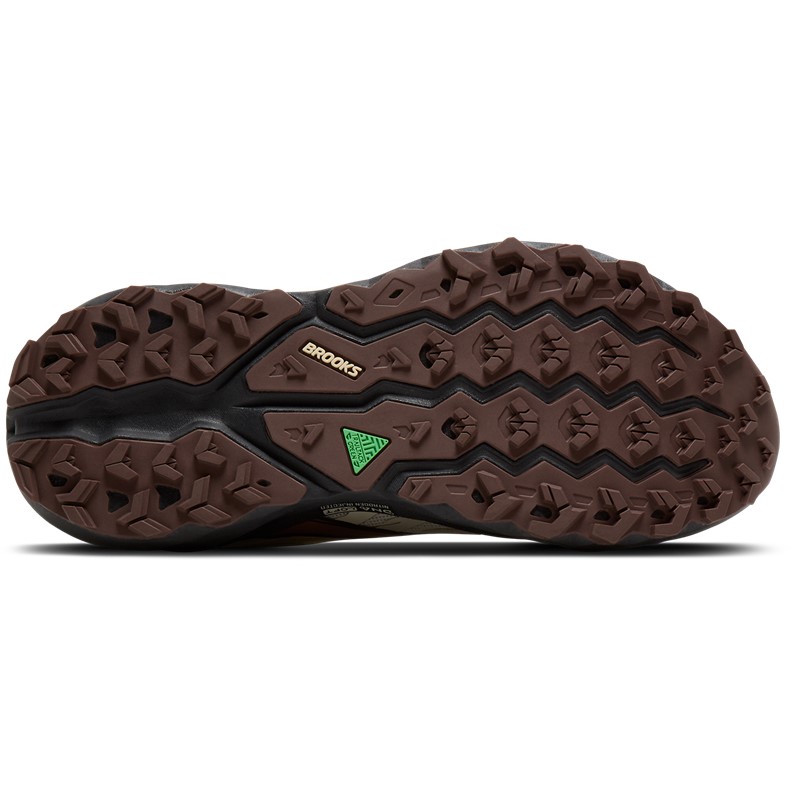 Vsestranske moške trail tekaške superge Brooks Range z uravnoteženim blaženjem, stabilno konstrukcijo in zanesljivim oprijemom na raznolikih terenih.