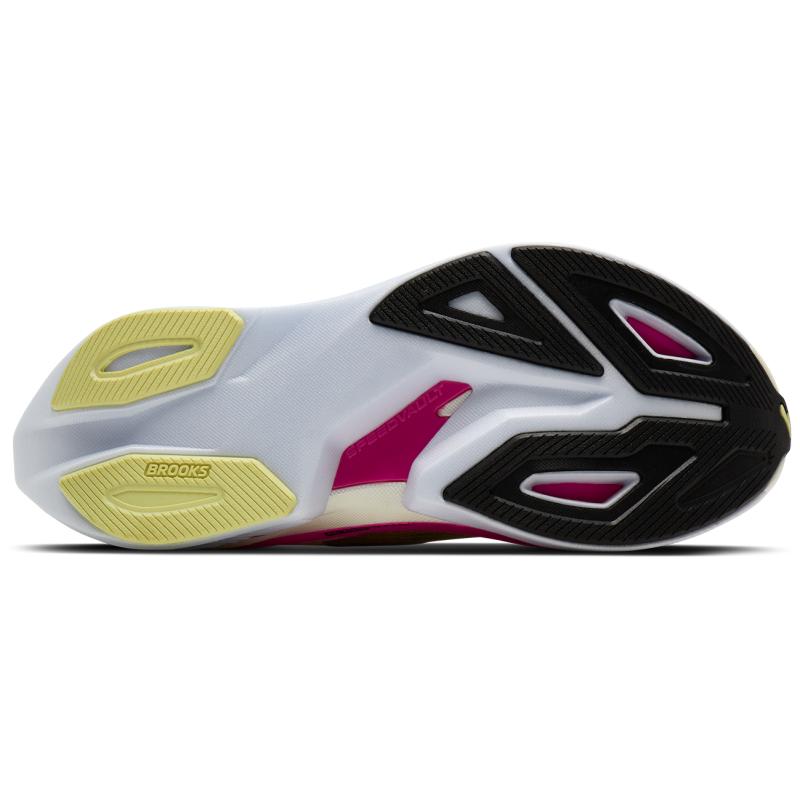Iščeš hitrejši tempo? Ženske BROOKS Hyperion Max 3 z DNA GOLD peno in SpeedVault ploščo zagotavljajo maksimalno odzivnost, manj napora in več hitrosti. Odkrij svojo novo tekmovalno prednost!