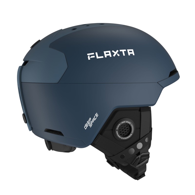 Doživite popolno zaščito na snegu z čelado Flaxta Deep Space. Hibridna konstrukcija, 100 % reciklirano EPS jedro, Primaloft Gold izolacija in FoamFit spominska pena zagotavljajo varnost, toplino in maksimalno udobje med smučanjem.