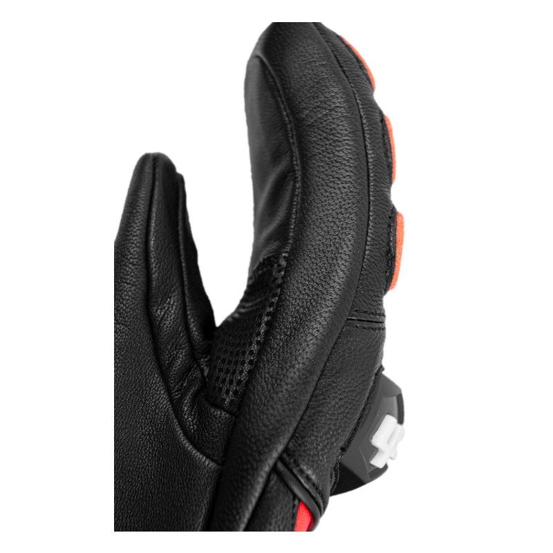 Otroške smučarske rokavice Reusch Worldcup Warrior GS Mitten – vrhunske usnjene rokavice z R-LOFT™ izolacijo, ki nudijo toploto, zaščito in profesionalno kakovost za mlade tekmovalce. Na voljo v AS Sport Outlet!
