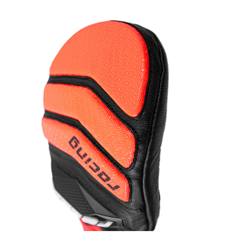 Otroške smučarske rokavice Reusch Worldcup Warrior GS Mitten – vrhunske usnjene rokavice z R-LOFT™ izolacijo, ki nudijo toploto, zaščito in profesionalno kakovost za mlade tekmovalce. Na voljo v AS Sport Outlet!