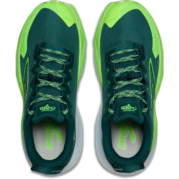 Brooks Caldera 8 moške trail superge nudijo maksimalno blaženje DNA LOFT v3, vrhunski oprijem TrailTack Green in stabilnost na zahtevnem terenu. Idealne za ultra trail teke.