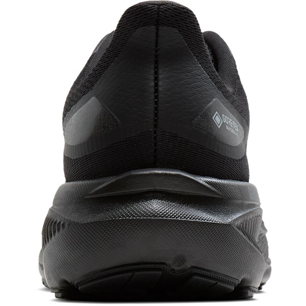 Vodoodporne moške cestne tekaške superge Brooks Ghost 18 GTX z membrano GORE‑TEX Invisible Fit, mehkim blaženjem DNA LOFT v3 in podplatom RoadTack za tek v dežju.