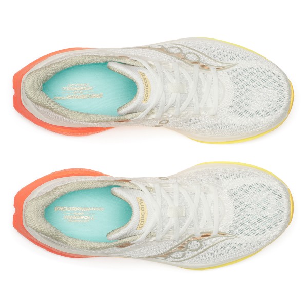 Premagaj tempo z moškimi tekaškimi copati Saucony Endorphin Speed 5. SPEEDROLL tehnologija, PWRRUN PB blaženje in najlonska plošča za maksimalno hitrost, odzivnost in udobje pri vsakem teku.