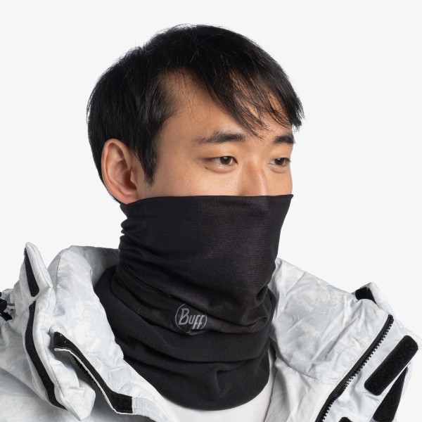 Ostanite topli in udobni z BUFF® Polar Solid Black – večnamensko toplo tubo za zimske aktivnosti na prostem. Idealna za pohodništvo, tek na smučeh, smučanje in deskanje na snegu. Iz recikliranih materialov, z 4-smerno raztegljivostjo.