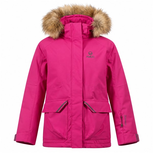 Otroška smučarska jakna HALTI PIPER FESTIVAL FUCHSIA v atraktivni rožnati barvi. Membrana DrymaxX® All Weather zagotavlja vodni stolpec 10.000 mm in zračnost 10.000 g/m²/24 h. Izolacija Microtherm® 120 skrbi za prijetno toploto. Jakna ima snemljivo kapuco z umetnim krznom, nastavljive zaključke rokavov, nastavljiv spodnji rob, dva stranska žepa, žep za smučarsko vozovnico in odsevne detajle.