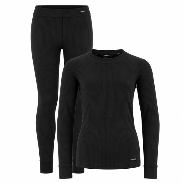 Originalno otroško funkcionalno spodnje perilo CRAFT Baselayer Set 2 JR Black v črni barvi. Komplet vsebuje majico z dolgimi rokavi in dolge spodnje hlače. Mehka rebrasto pletena tkanina zagotavlja učinkovito odvajanje vlage in prijetno uravnavanje telesne temperature, ravni šivi Flatlock pa izboljšujejo udobje med gibanjem. Primeren za otroško smučanje, sankanje, pohodništvo, igre na snegu in druge zimske aktivnosti.