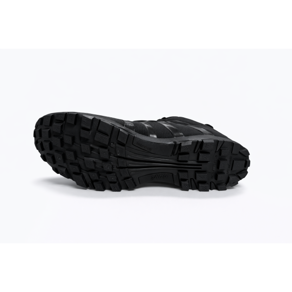 Moški pohodni čevlji INOV8 ROCLITE G 286 GTX z GORE-TEX membrano in Graphene Grip podplatom. Izjemno lahki (286 g), nepremočljivi in stabilni za treking, fast hiking in zahtevne terene.