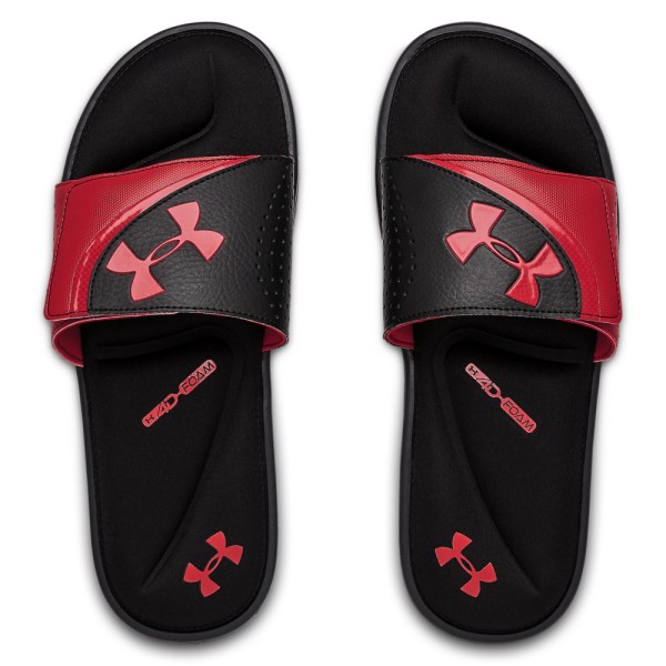 Moški natikači UA M IGNITE  z tehnologijo Performance 4D Foam®. Spominska pena ne samo da je izjemno udobna, ampak tudi pomaga pri odpravljanju pritiska na noge po vadbi. Izdelana je iz dveh slojev Performance 4D Foam® za izjemno udobje.