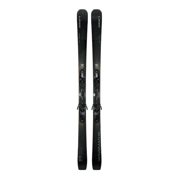 Smuči Elan Wingman 86 Black Edition (25/26) združujejo karbonsko in titanalno moč za vrhunsko stabilnost, odzivnost in natančnost. Ustvarjene za zahtevne smučarje, ki želijo popolno zmogljivost in prestižen videz.