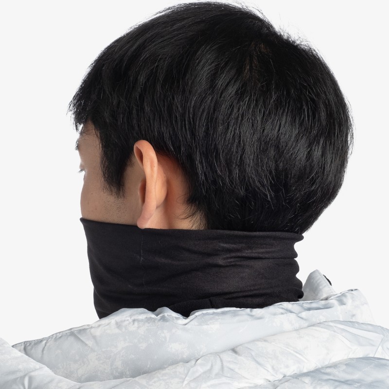 Ostanite topli in udobni z BUFF® Polar Solid Black – večnamensko toplo tubo za zimske aktivnosti na prostem. Idealna za pohodništvo, tek na smučeh, smučanje in deskanje na snegu. Iz recikliranih materialov, z 4-smerno raztegljivostjo.