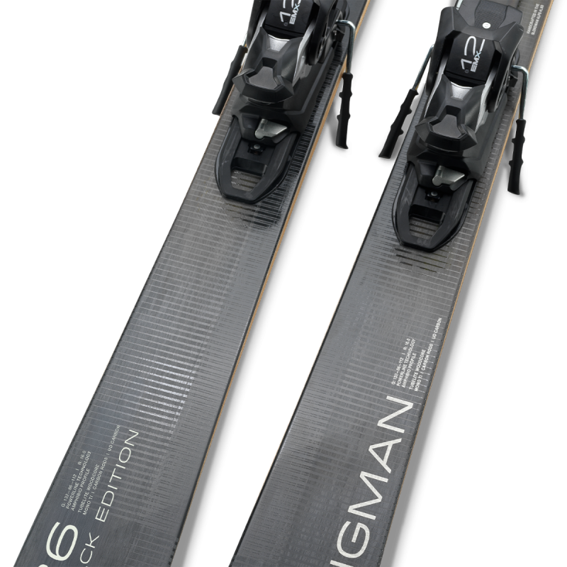 Smuči Elan Wingman 86 Black Edition (25/26) združujejo karbonsko in titanalno moč za vrhunsko stabilnost, odzivnost in natančnost. Ustvarjene za zahtevne smučarje, ki želijo popolno zmogljivost in prestižen videz.