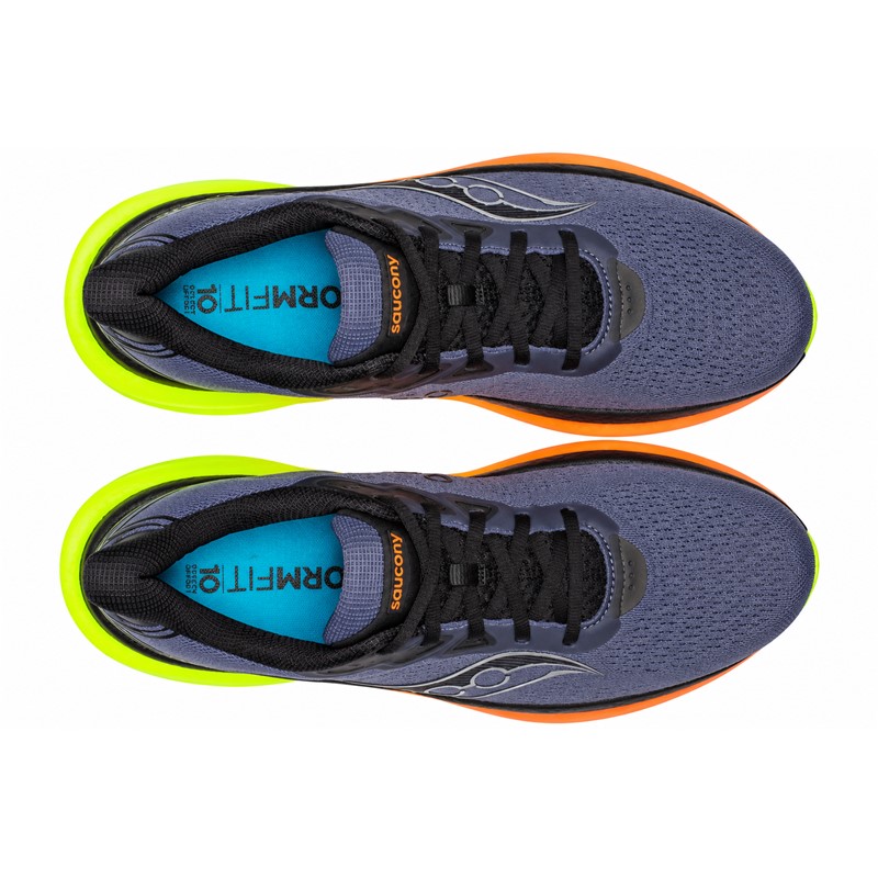 Premium moške tekaške superge Saucony Triumph 23 s peno PWRRUN PB, SRS vložkom in trpežnim XT-900 podplatom za udobne vsakodnevne in dolge cestne teke.