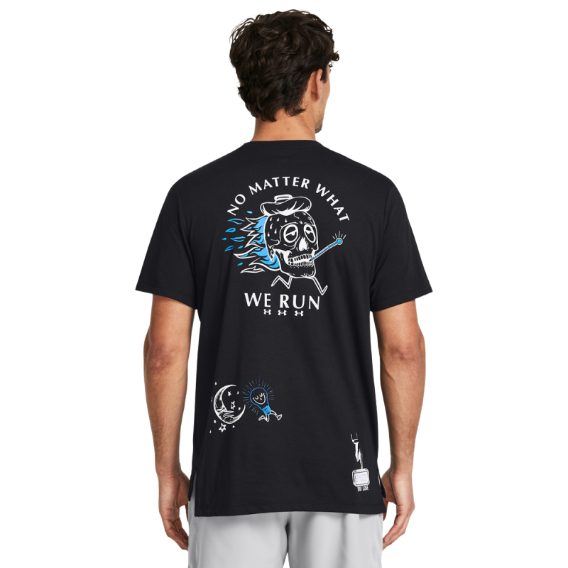 
Moška majica Under Armour We Run Short Sleeve je idealna izbira za tekače, ki iščejo udobje in zmogljivost. Izdelana iz lahkega in hitro sušečega materiala, učinkovito odvaja znoj ter ohranja telo suho med aktivnostmi.