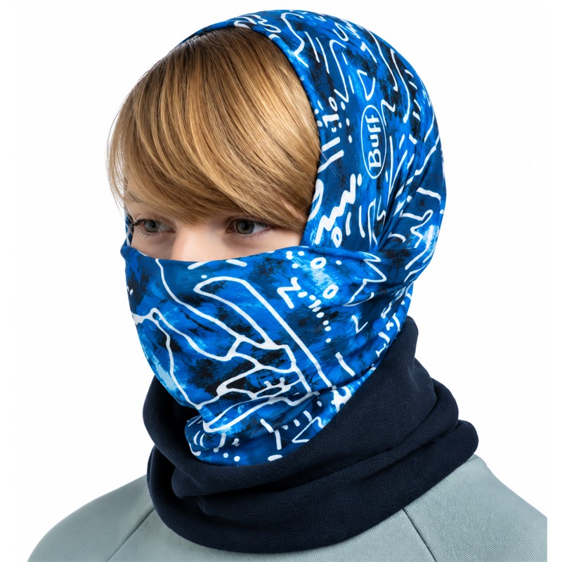 Originalna otroška večnamenska tuba BUFF® Polar Tivat Blue s toplim polarnim flisom, mehko strukturo in štirismerno raztegljivostjo. Primerna za smučanje, sankanje, igro na snegu, zimske sprehode in vsakodnevno zaščito vratu pred hladom.