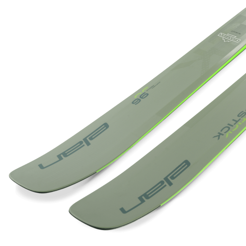 Smuči Elan Ripstick 96 (25/26) združujejo Amphibio profil, Carbon Deck tehnologijo in lanena vlakna za popolno ravnotežje med močjo, stabilnostjo in odzivnostjo. Idealne za vse terene in razmere – od urejenih prog do celca.