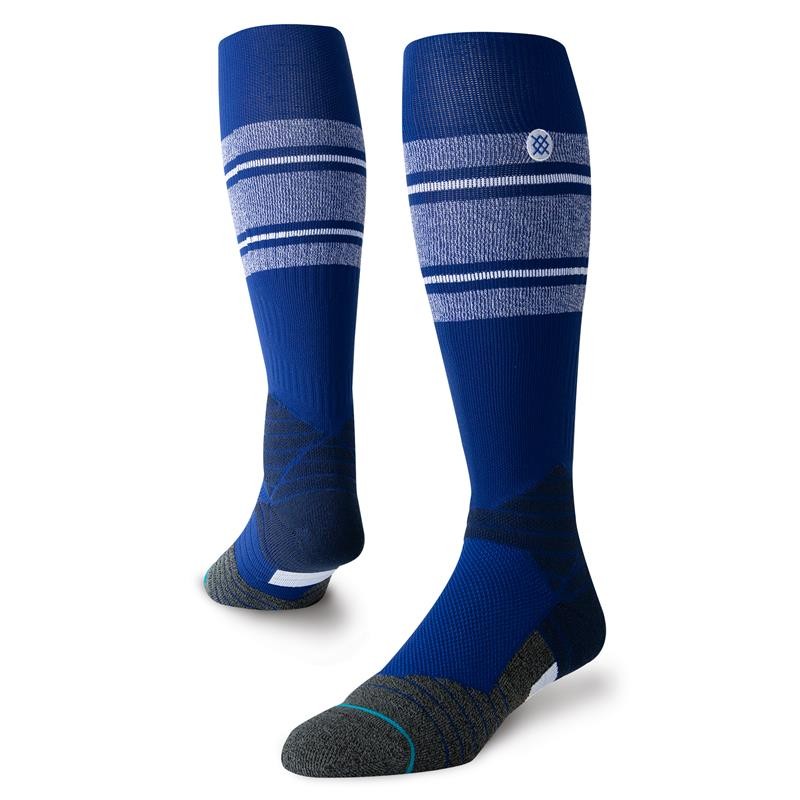STANCE Multišport, visoke, tehnične nogavice - dokolenke s posebno tehnologijo tkanja FEEL360™, ki nevtralizira neprijeten vonj in odvaja vlago navzven. Poseben licenčni MLB liga model.