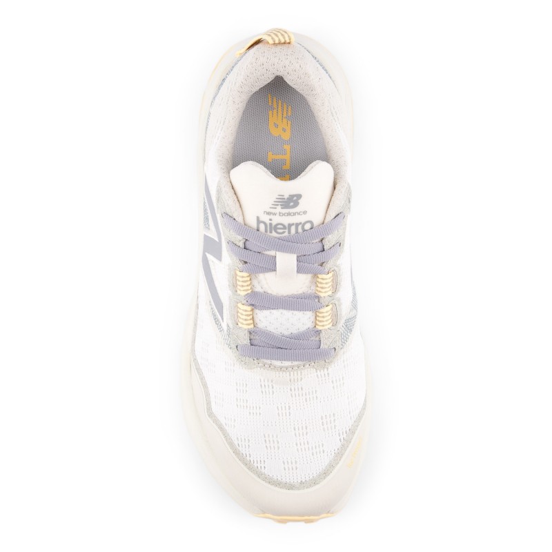 Ženske trail tekaške superge New Balance Fresh Foam X Hierro v9 z vrhunskim blaženjem, odličnim oprijemom Vibram® in zaščito za tek po zahtevnih terenih.