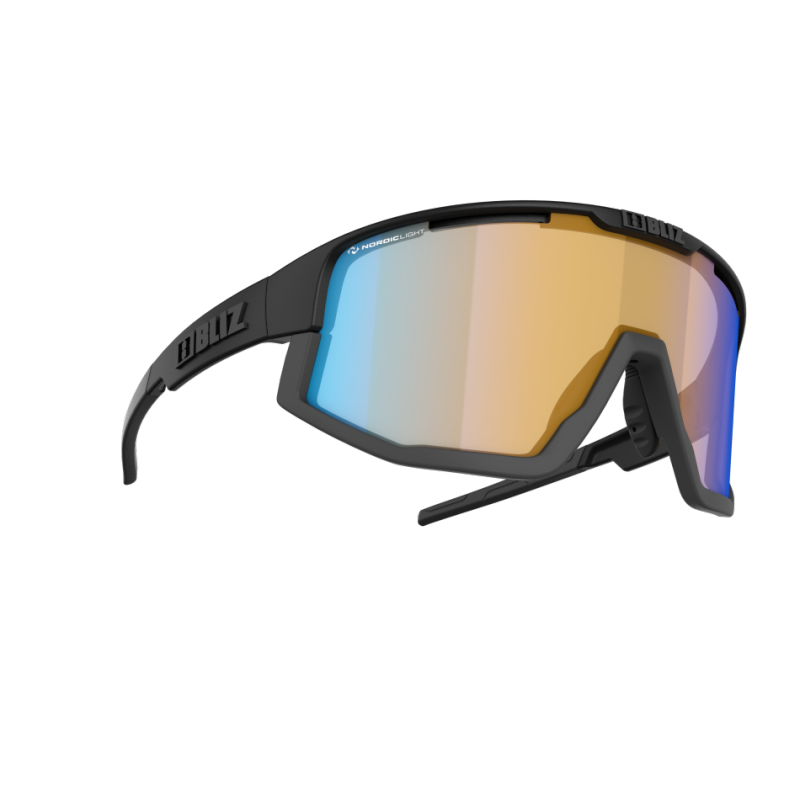 BLIZ Active Vision športna sončna očala z Nano Optics Nordic Light lečo zagotavljajo vrhunski kontrast, 100 % UV zaščito in popolno prileganje. Idealna za kolesarjenje, tek, smučanje in aktivne športe.