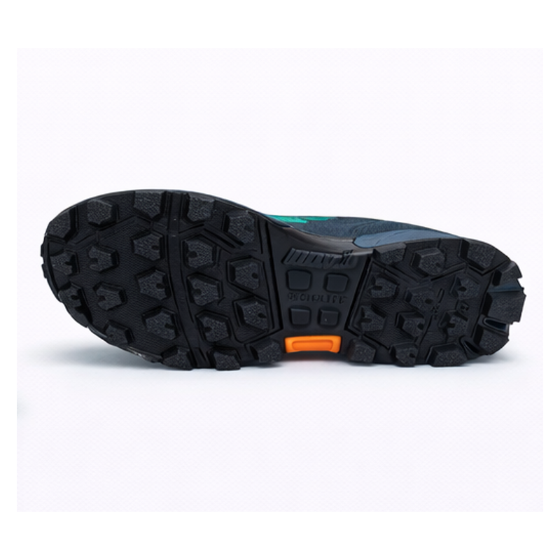 Ženske trail superge INOV8 ROCLITE G 275 z Graphene Grip podplatom in Powerflow blaženjem. Lahke, udobne in idealne za tek po suhem, mokrem ali skalnatem terenu.